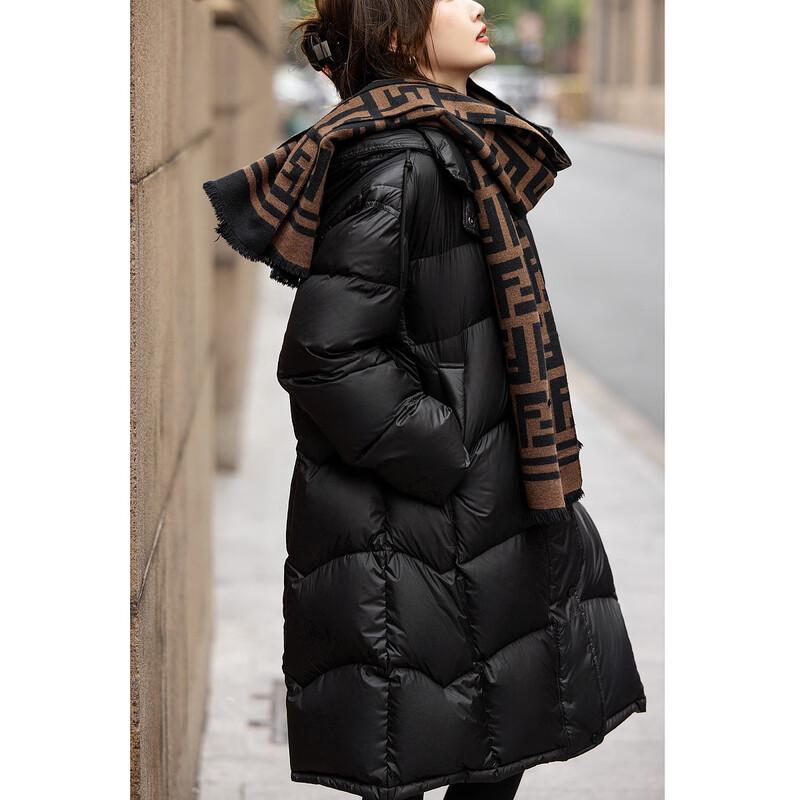 DEMANA Damen Winterjacke, 15D, ultraleicht, 90 % Entendaunenfüllung, Kapuze, gesteppt