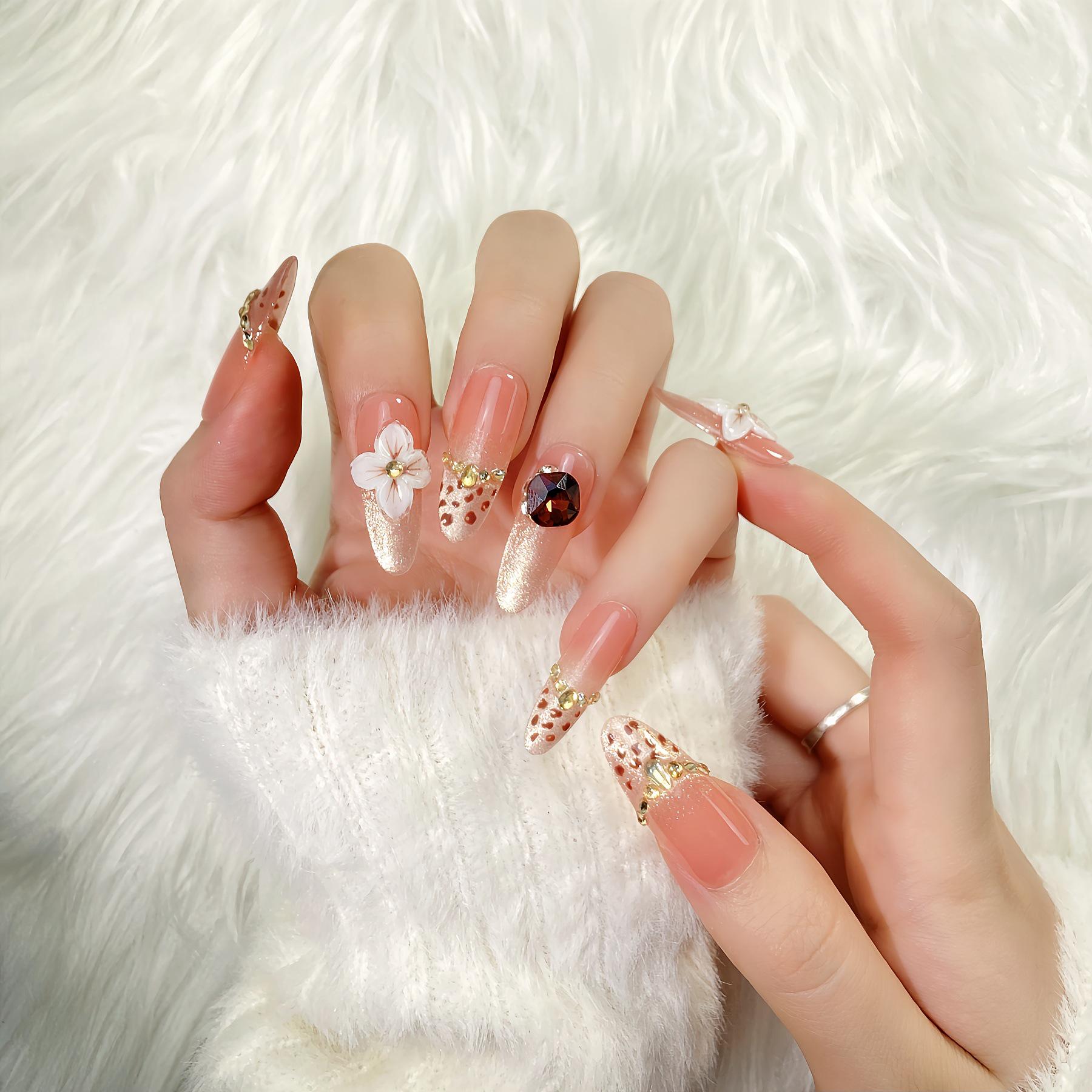 French Leopard Cat Eye Floral Handmade Luxury Nails - Autumn/Winter Retro Wearable Nail Tips with Three-Dimensional Design