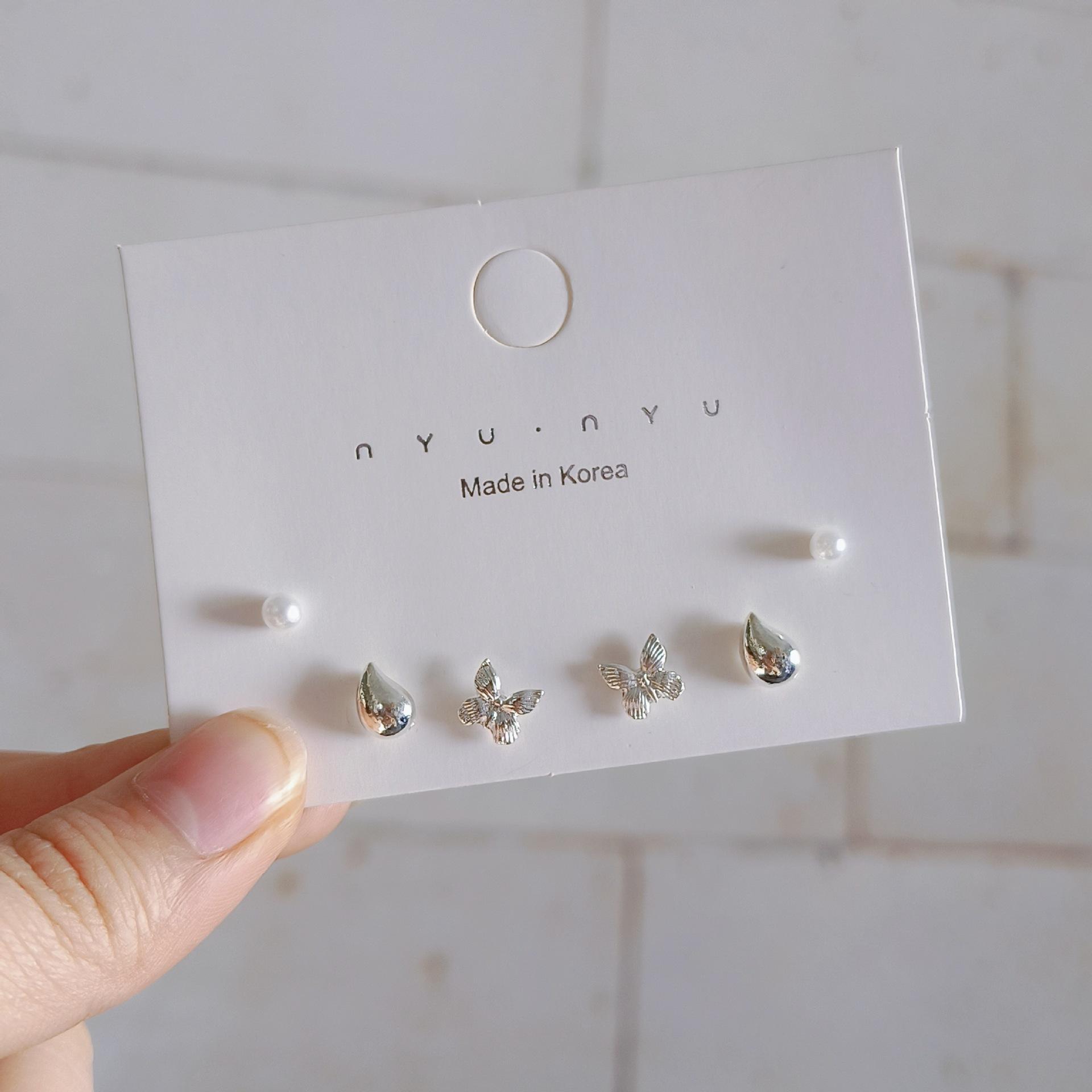

Niche Versatile Exquisite Small Butterfly Flower Geometric Suit Stud Earrings Female Tide Temperament Simple Daily Commute