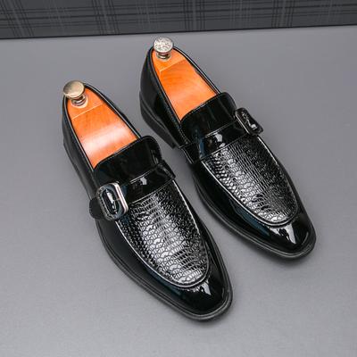 Fashion 2024 New Brand Men Wedding Leather Shoes Fashion Patent Leather Retro Business Work Shoes Derby Shoes Man Casual Flats Loafers