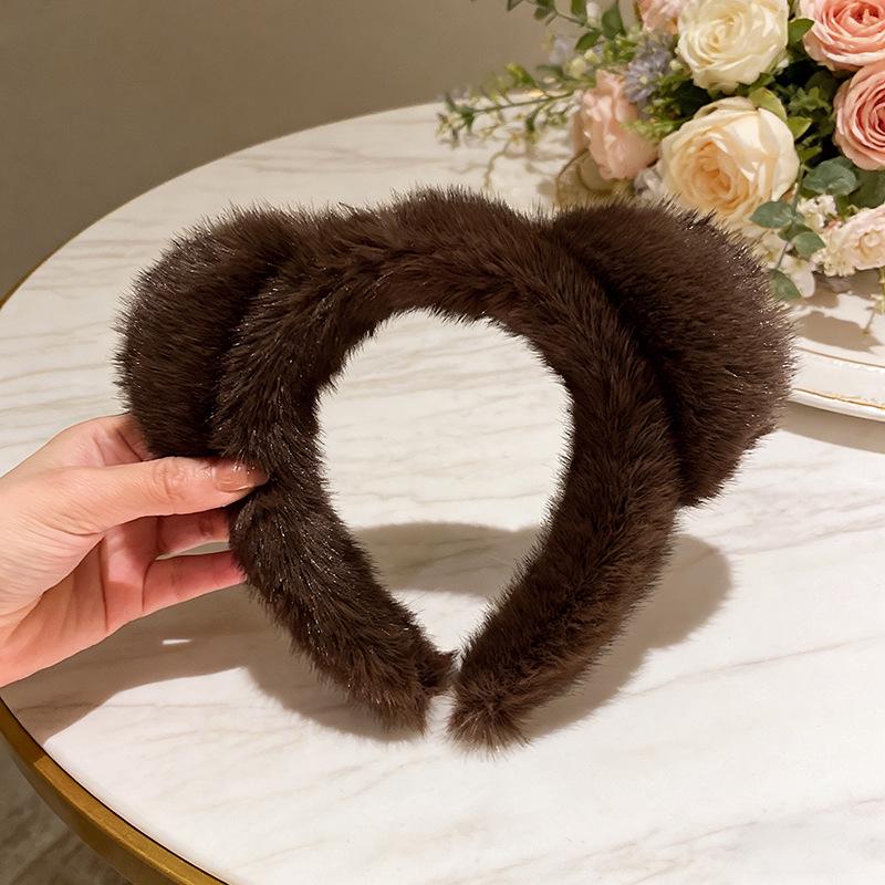 Adorable Plush Bear Headband for Women - 2025 Edition, Perfect Hair Accessory for Washing Face.