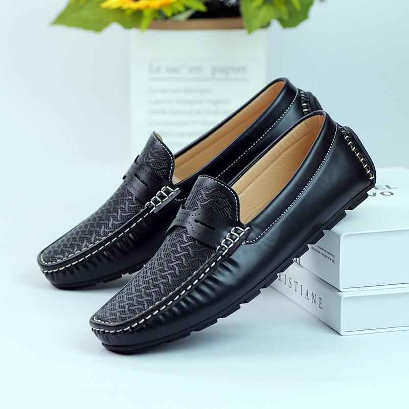 2025 Spring Men s Breathable Soft Leather Slip-On Shoes - Large Size Casual Loafers 42 чёрный