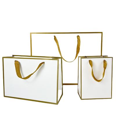 3pcsGold Edge Gift Bag Wedding Holiday Party Gift Packaging Bag Clothing Jewelry Handheld Paper Bag