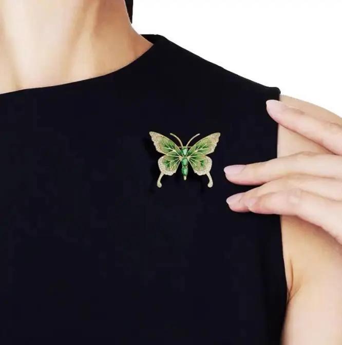 Rhinestone Butterfly Brooch Elegant Women Green Crystal Insect Lapel Badge Pins For Suit Scarf Clothes Decor Accessories