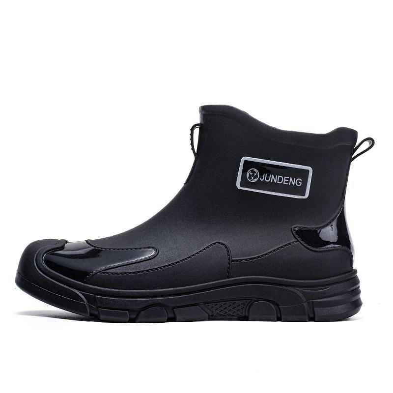 Winter Outdoor Short Tube Waterproof And Anti Slip Rain Shoes Rubber Shoes