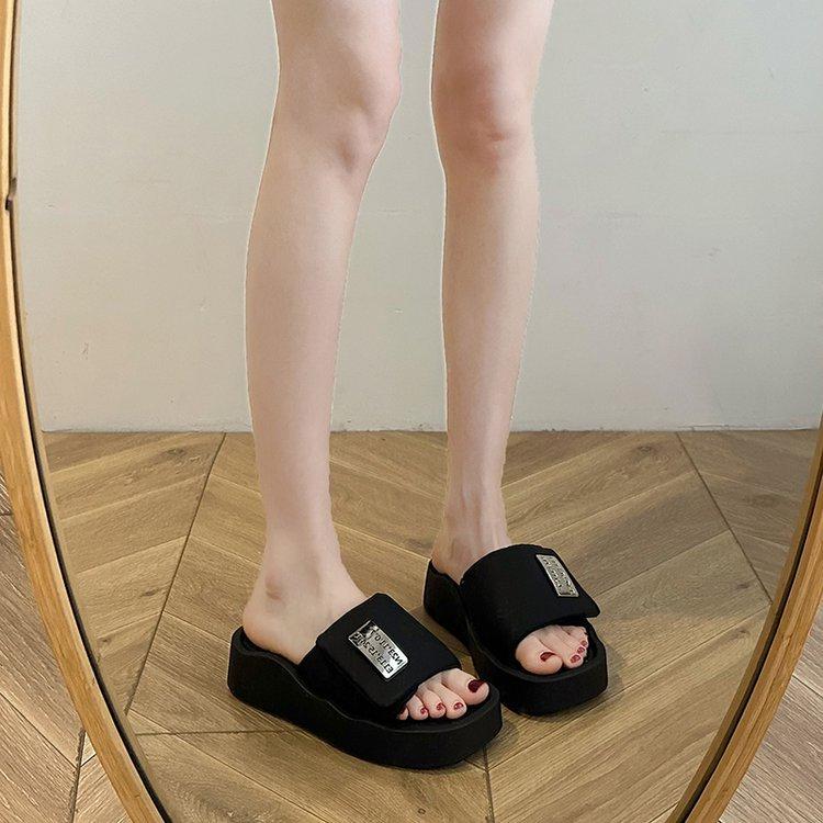 Ziyan~ Pink heightened thick-soled one-word slippers for women's outer wear 2025 summer new high-end non-slip and cool slippers