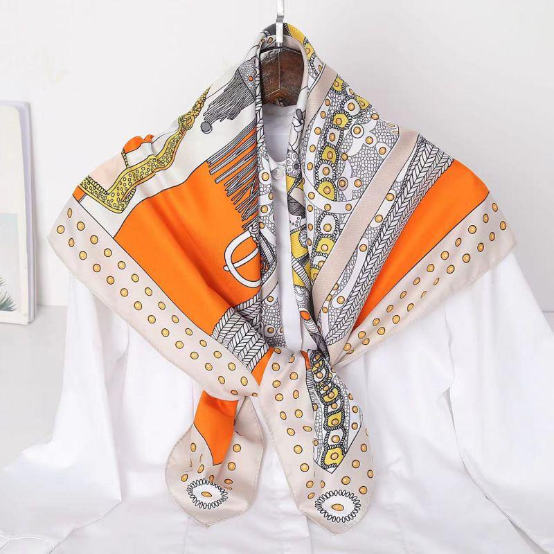 Black and White Animal Print Faux Silk Twill Scarf - 90x90CM Autumn/Winter Shawl for Women