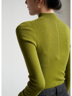 Pull Femme SS STUDIO Tricot Laine Sans Coutures - Col Mi-Haut, Couleur Unie, Parfait pour l'Automne/Hiver.