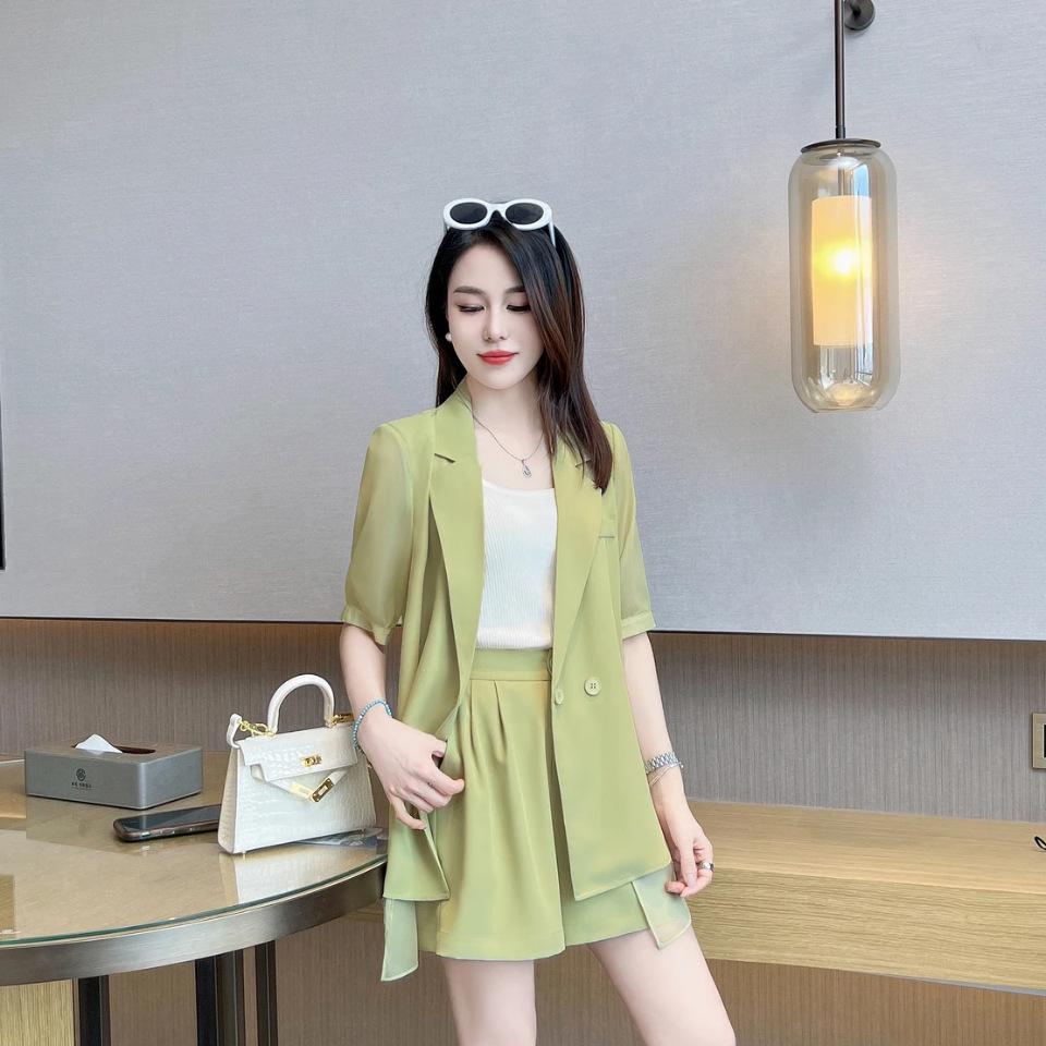 Chiffon Patchwork Plus Size Summer Suit: Wide-Leg Shorts & Blazer Set for Women, 2026
