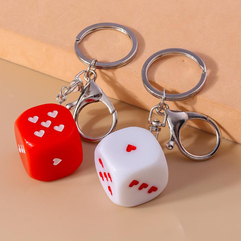 Fashion Resin Geometric Dice Keychain for Men Women Keyring Pendants Car Key Holder Handbag Decor DIY Key Chain Jewelry Gift