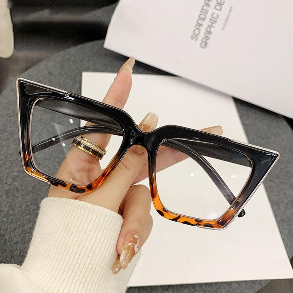 Cat Eye Glasses Stylish Luxury Optical Eyewear Blue Light Blocking Glasses Trendy Designer Square Glasses For Travel Stage