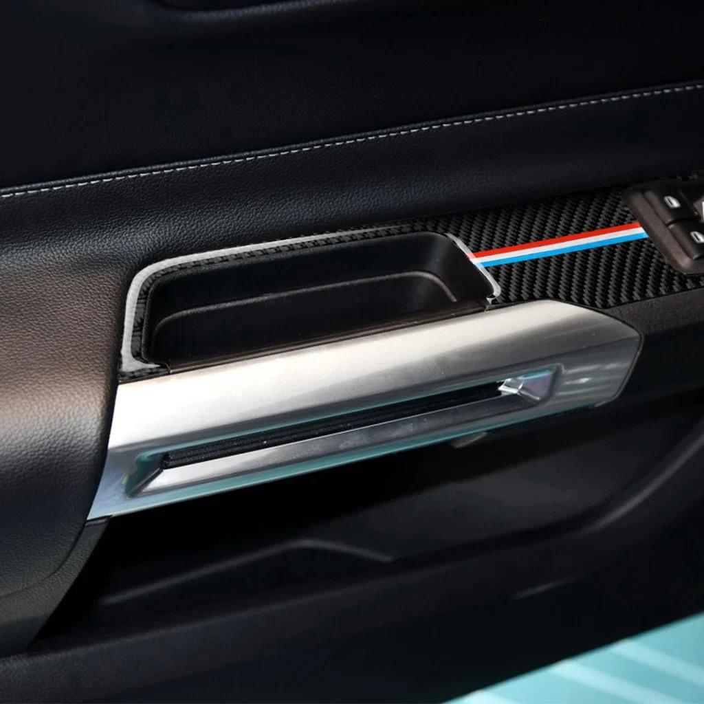 Kohlefaser Auto Fensterheberschalter Blende Dekor Rahmen Abdeckung passend für Ford Mustang 2015 2016 2017 Autozubehör Aufkleber