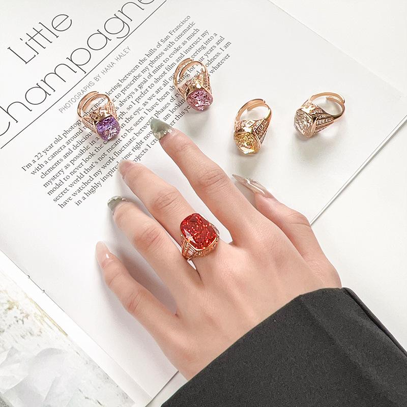 Jewelry Copper Bottom Gold-Plated High Carbon Diamond Ice Flower Square Diamond Copper Inlaid Retro Rose Gold Ring 12 * 16