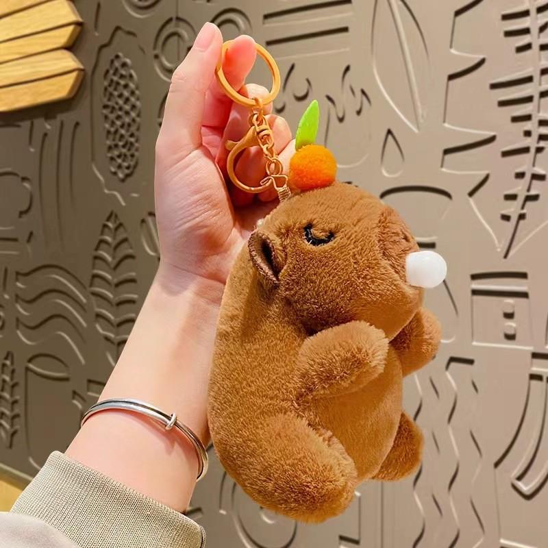 Adorable Plush Capybara Keychain Cute Cartoon Couple Car Key Accessory Gift