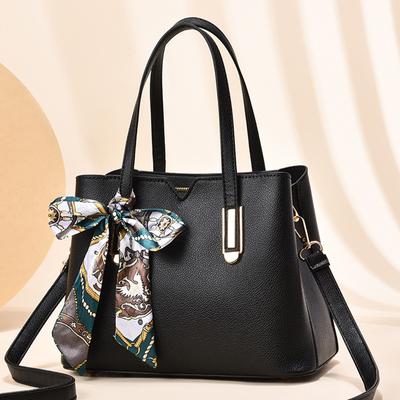 Fashion Brand Designer Women's Bag Hand Bill Shoulder Ladies Causal Big Totes Bag Handbag Silk Scarf Decoration Messenger Bag