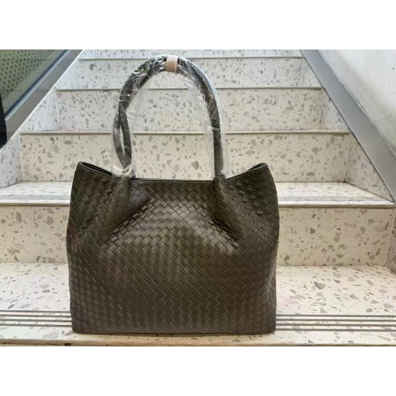 Womens Genuine Leather Shoulder Bag Handwoven Bucket Style With Dual Straps Multi-Compartment Interior