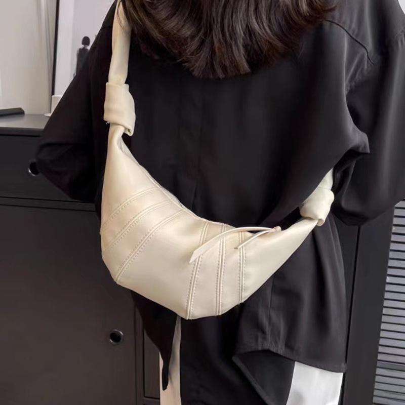 Leather Croissant Women'S Head Layer Sheepskin Niche Fanny Pack Shoulder Crossbody Breast Bag Croissant Bag Dumpling Bag