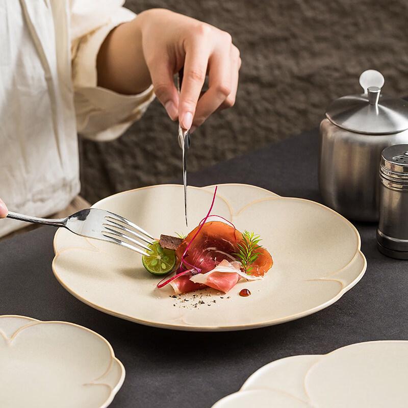 Light Luxury Ceramic Dinner Plate