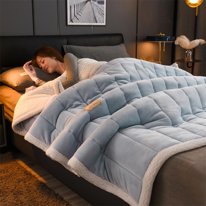 Pătură groasă din fleece cu trei straturi din catifea de lapte pentru pat simplu sau dublu - Cuvertură caldă și confortabilă, perfectă pentru cadouri și achiziții de grup