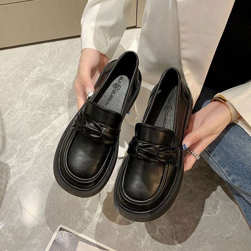 Slipper Damen 2025 Herbst neue Plateau dicker Absatz Mode Britisch Einzelne Schuhe College-Stil Ein Pedal jk kleine Lederschuhe