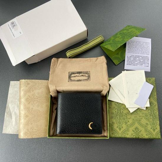 Original Leather "G" Mar Series Wallet: Hot-Pressed Calfskin, Bi-Fold Design with Eight Card Slots.