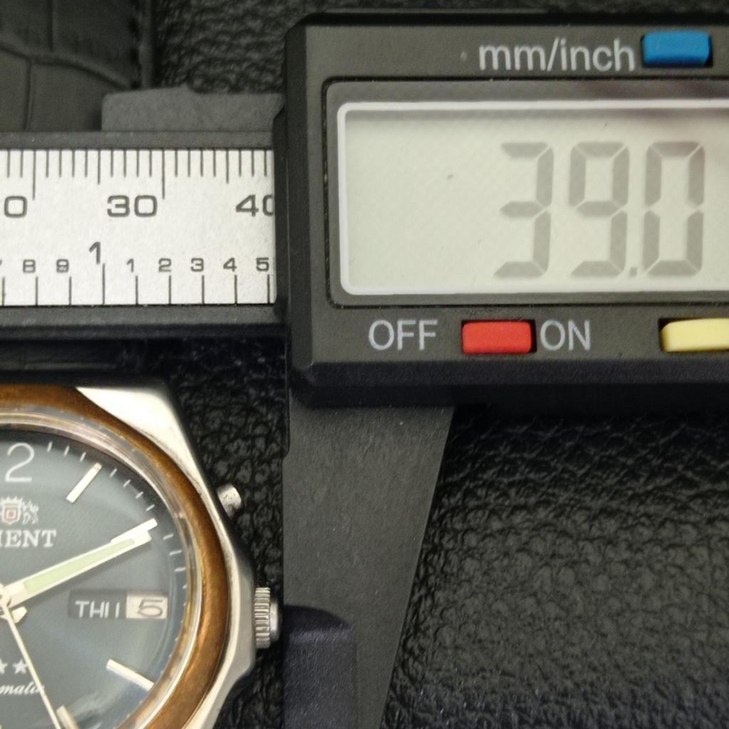 USED MENS ORIENT AUTOMATIC JAPAN 46941 DAY&DATE BLUE COLOR DIAL WATCH A431481-2 R107-a431481