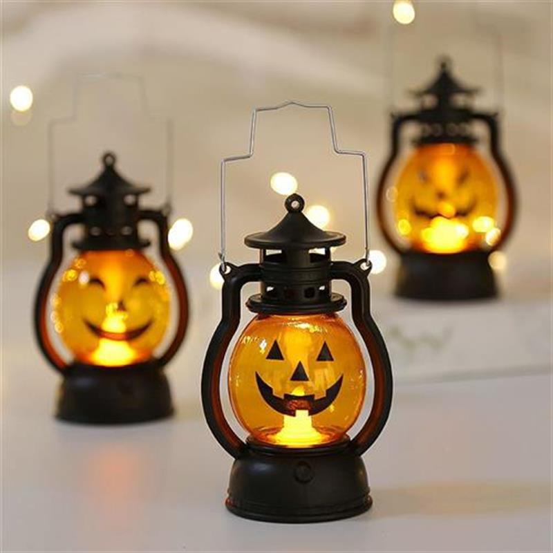 Handheld Halloween Pumpkin and Skull Lanterns - Atmospheric Party Oil Lamps and Decorations