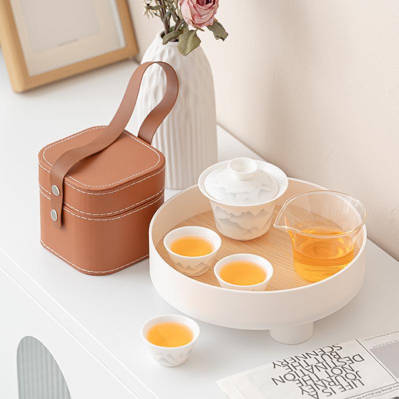 

Chinese fresh golden silk bamboo rhyme cover bowl portable travel tea set car outdoor kung fu teapot business trip gift