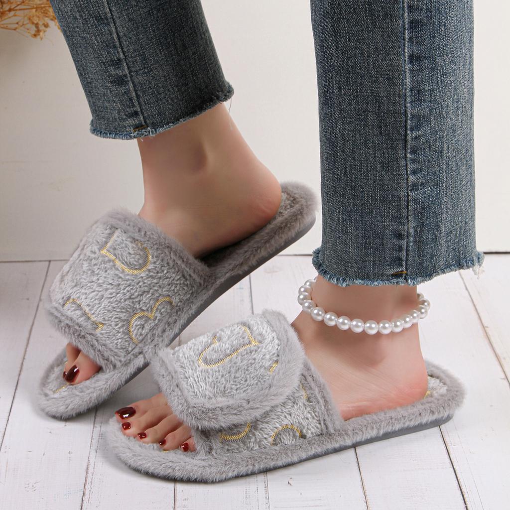 Fashion Slippers for Women Flip Flops Casual Flat Heels Shoes for Women Heart Shaped Fur Short Plush Women Slippers Plus Size