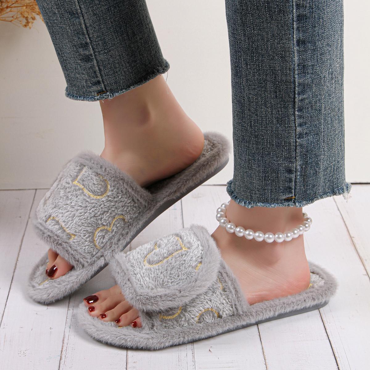

Fashion Slippers for Women Flip Flops Casual Flat Heels Shoes for Women Heart Shaped Fur Short Plush Women Slippers Plus Size 36 білий