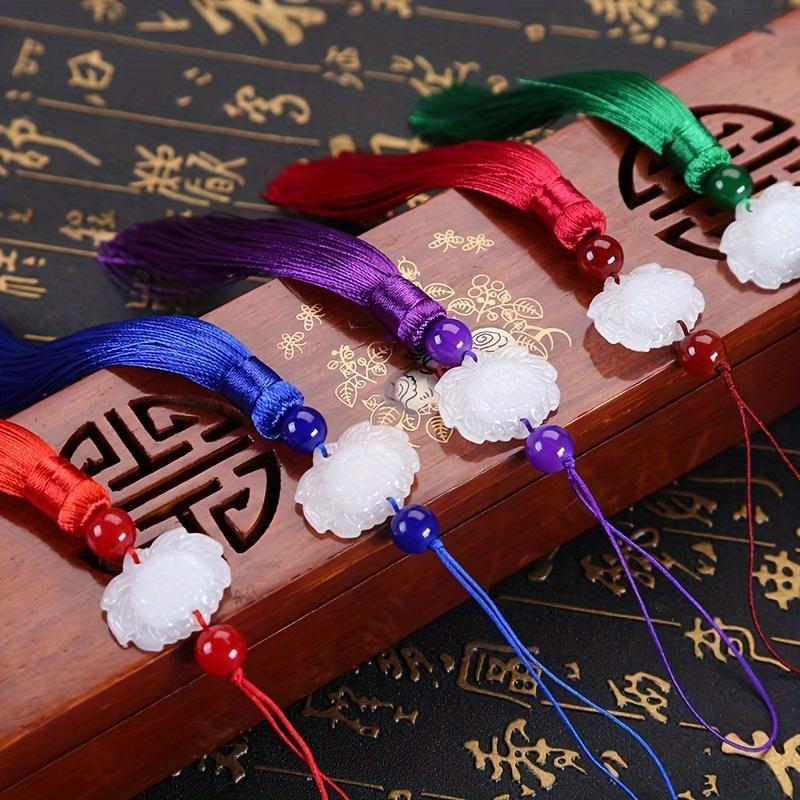 10 Stück künstliche Jade-Fächeranhänger in verschiedenen Farben, kombiniert mit Quasten (Hanfu), können für Party- und Feiertagsdekorationen verwendet werden.