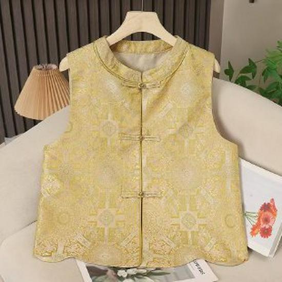 

2026 Chinese Style Jacquard Frog Button Sleeveless Top for Stylish Moms - Versatile Spring Wear for Middle-aged and Elderly Women 4XL жовтий