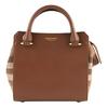 Burberry Hnědá kožená mini taška tote s bočními panely ve vintage kostce pro každodenní použití