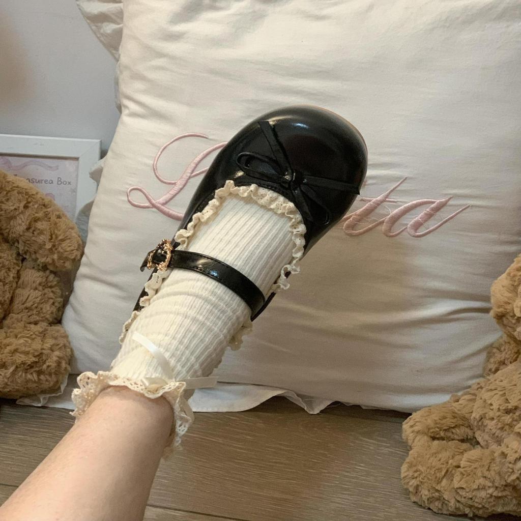 Fashion and Leisure Small Flower Bud Mary Jane Shoes Spring 2025 New Daily Skirt Small Leather Shoes with Jk Small Single Shoes