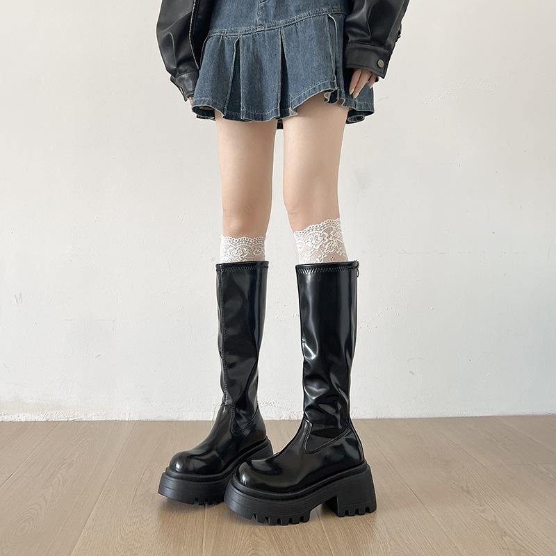 

Black retro British style thick heel platform boots women s 2025 new spring and autumn patent leather thin knight boots 40 коричневый