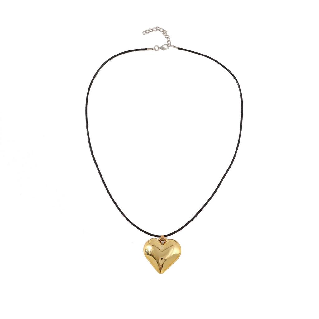 Simple Chunky-Heart Choker Necklace Big Heart Pendant Adjustable Chain Heart Necklaces for Women Teen Girls Jewelry