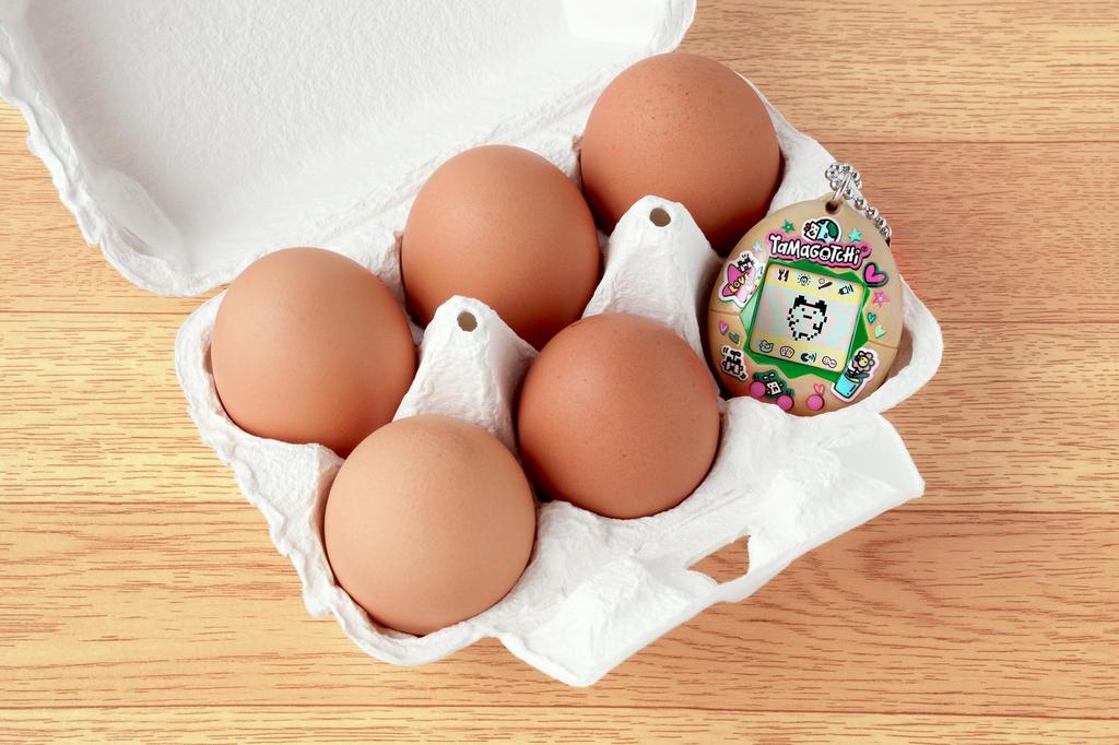 TAMAGOTCHI Original Celebration Egg - (Amazon Exclusive).