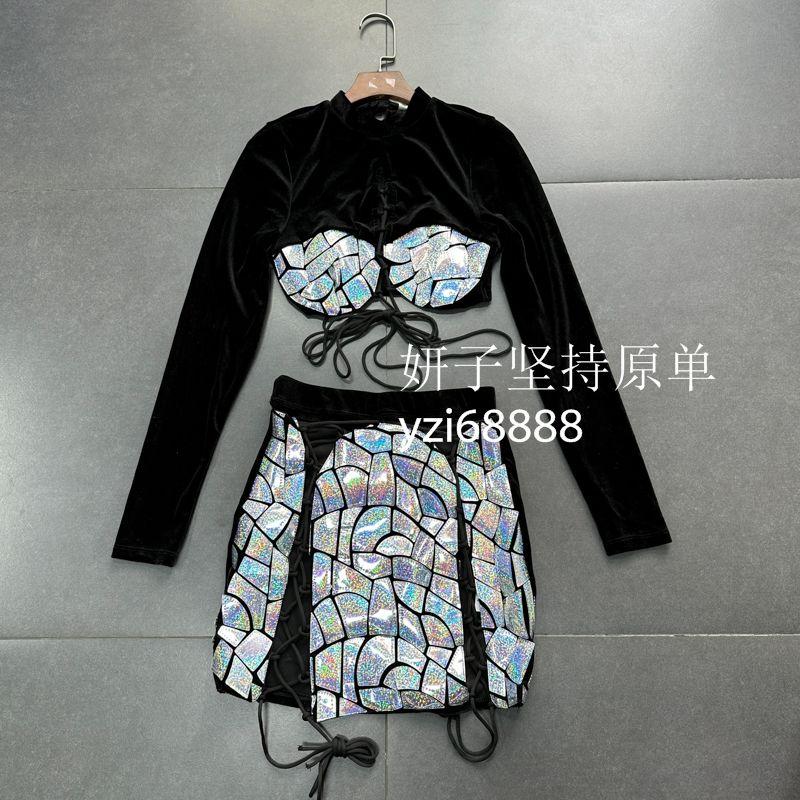 

Сексуальный ~ Сексуальный жареный ~ Экспортные заказы Асимметричный цвет Блестящий Модный Сексуальный вырез Высокая талия Бархатный костюм Black Velvet Sequin Suit S (non-refundeable)