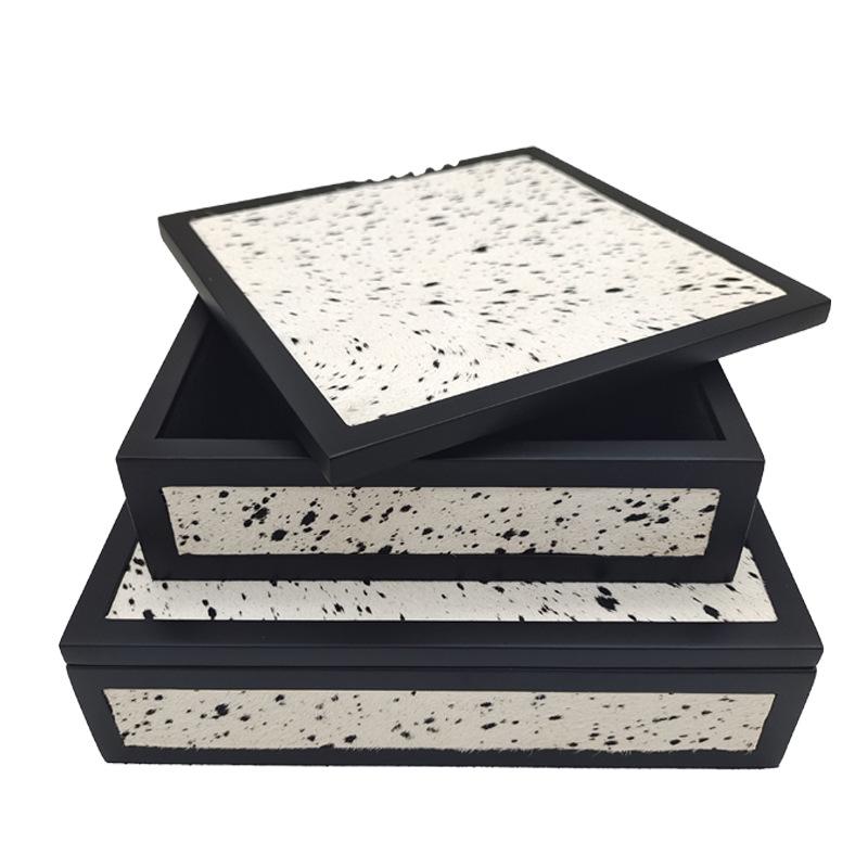 

Modern Luxury Horsehair Leather Jewelry Box – Stylish Storage and Ornament Small 180*180*55mm