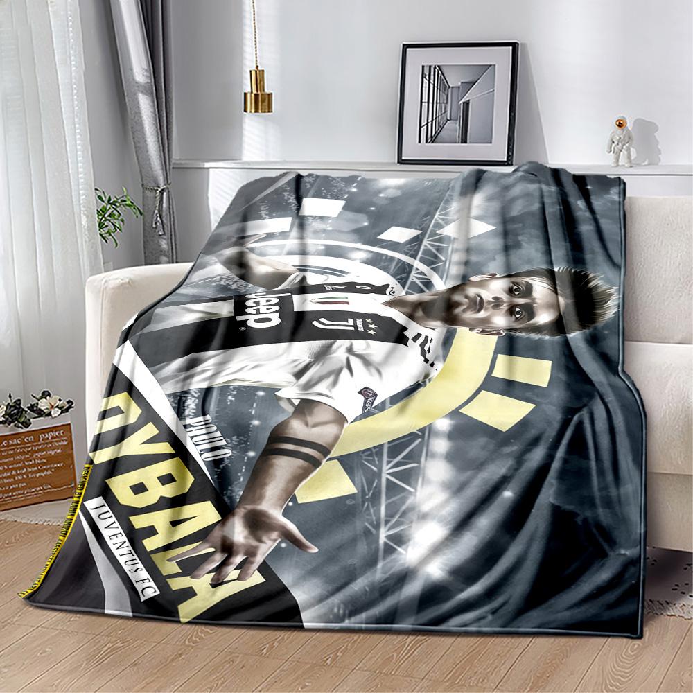 Football Stars Action Blanket Ultra-Soft Perfect for Livingroom Chair Seaside for All Seasons Playful Design Suitable for Gifting Relatives and Friend
