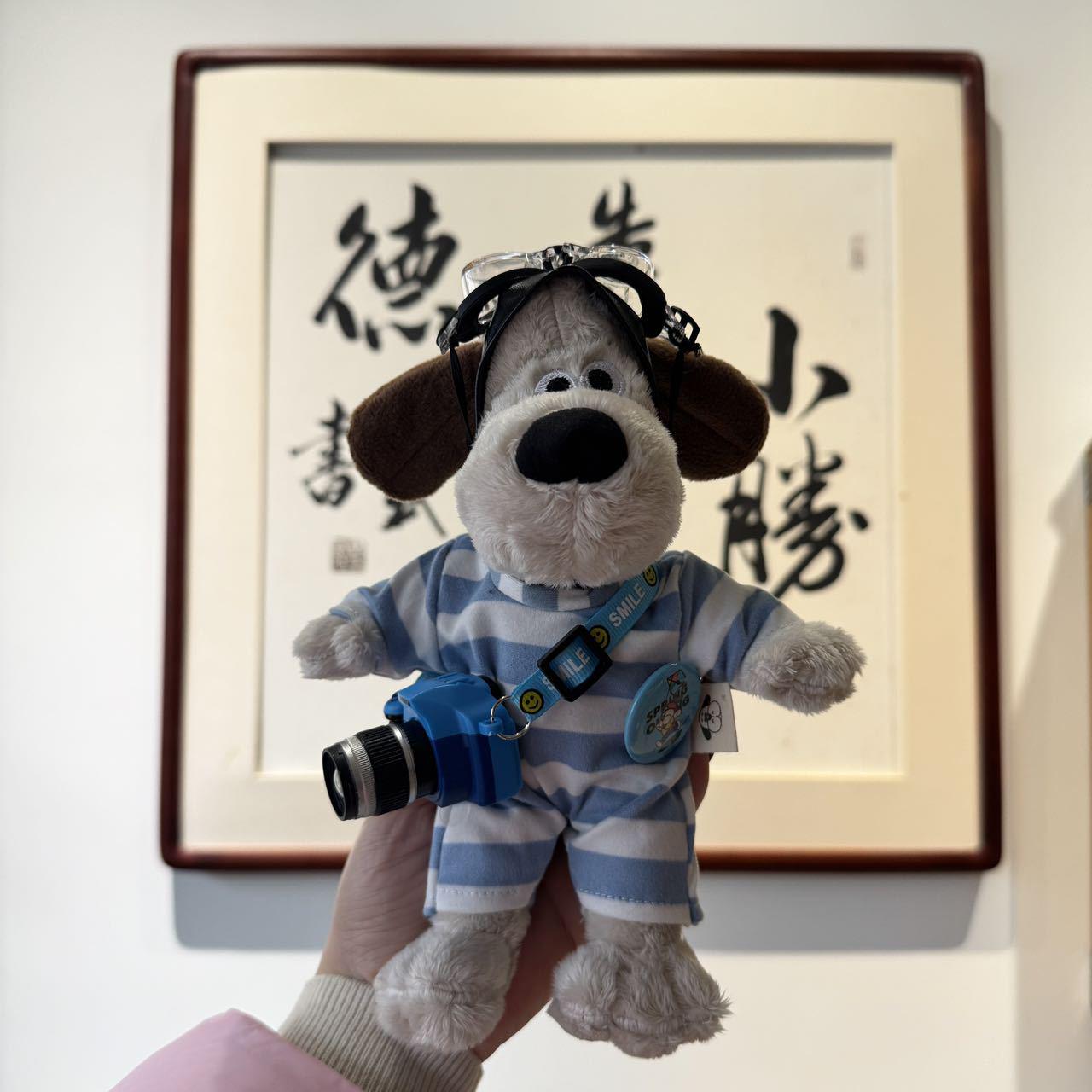 

Милая плюшевая игрушка Собака-лидер пилотов для автомобиля 23cm Keychain