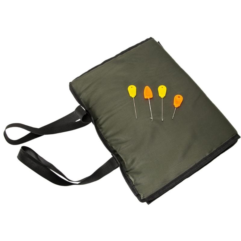 Foldable Fishing Unhooking Mat with Baiting Needle Outdoor Fishing Accessories