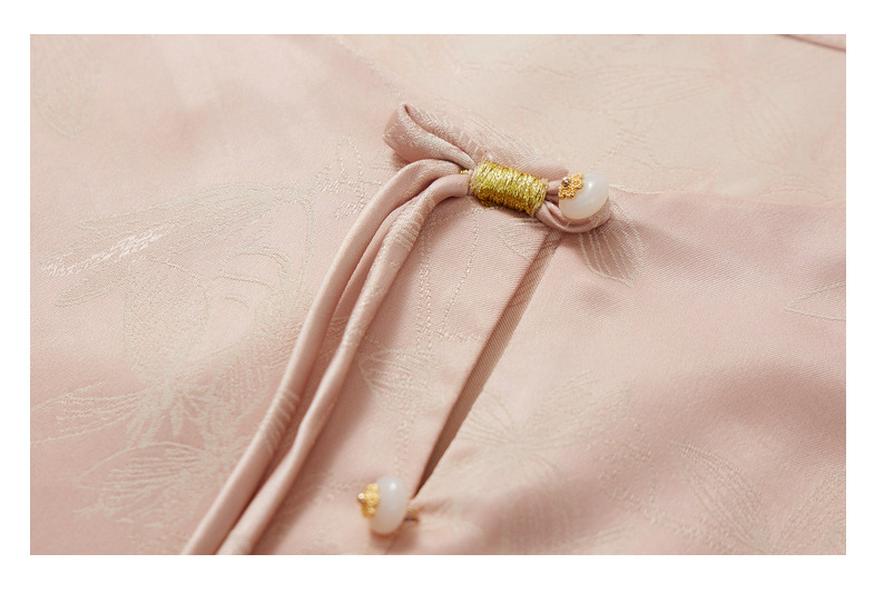 Elegant Summer Satin Shirt for Women, Perfect for Middle-aged and Elderly, Lightweight and Fashionable.