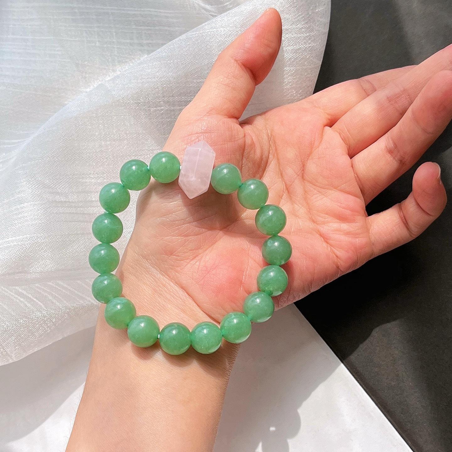 Natural Dongling Jade Powder Crystal Design Bracelet Bracelet.
