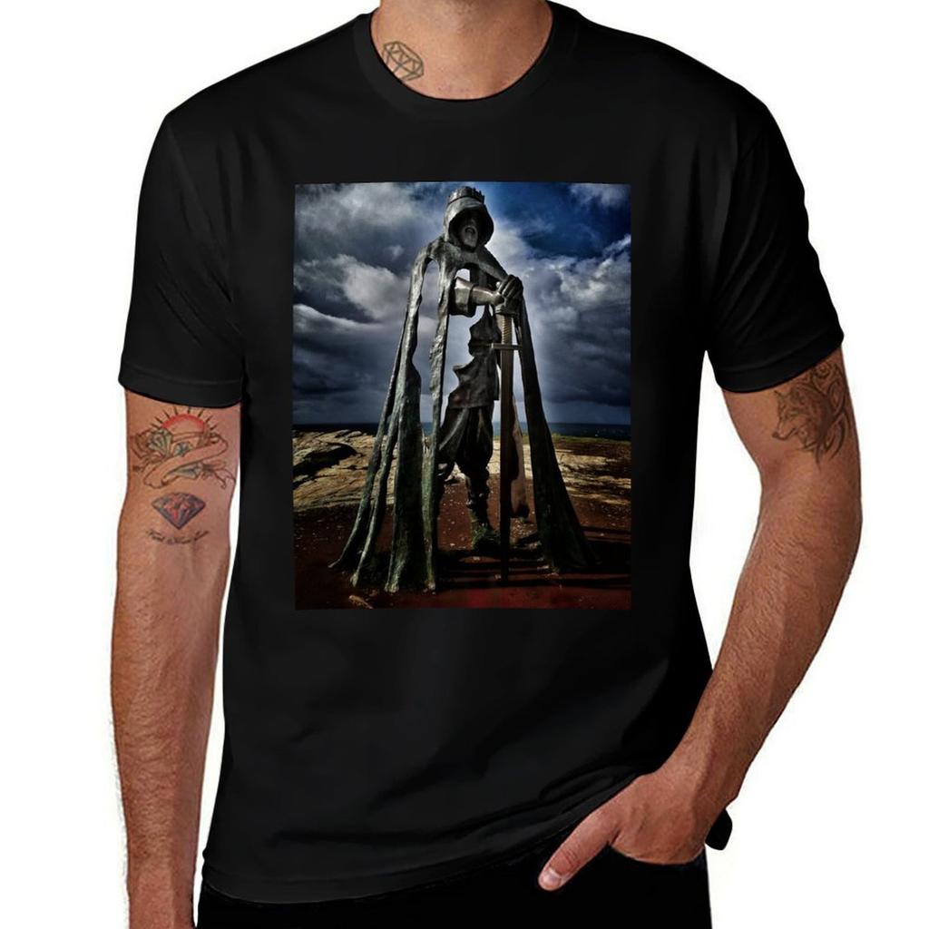 Gallos King Arthur TShirt Plus Size Lightweight Top