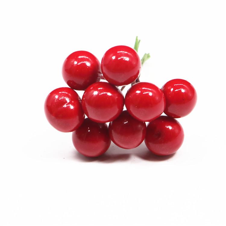 100 Pcs Round Red Berry Artificial Foam Fruits for Christmas Decor