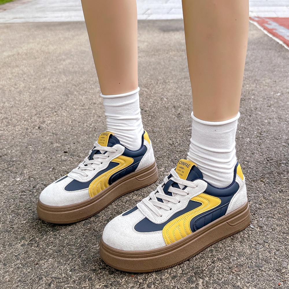 

Versatile Dexun Shoes Women s 2025 Autumn New Flat Bottom Lightweight Casual Single Shoes Student Sports Casual White Shoes 40