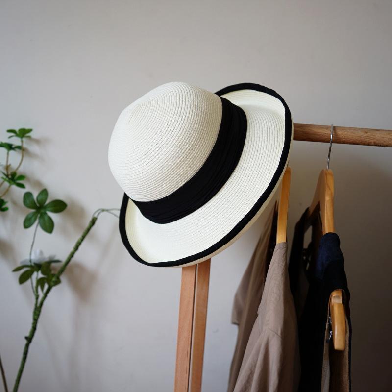 French Elegant Japanese White Black Edge Flanged Basin Hat Women'S Summer Sunshade Sunscreen Beach Resort Straw Hat Small Fresh