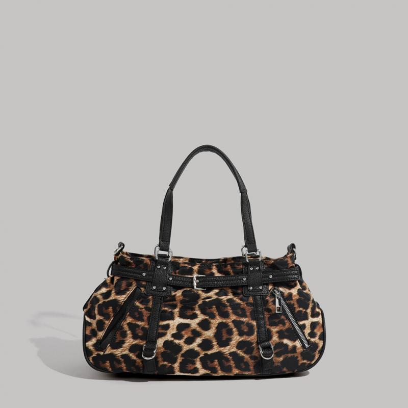 Sweet Cool Biker Underarm Bag for Girls, Small Design Street Style Crossbody Bag, Large Capacity Commuter Shoulder Bag