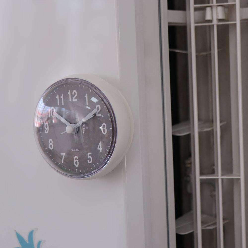 Anti-Fog Quartz Table Clock Plastic Wall Watch Battery Powered Sucker Wall Clock Shower